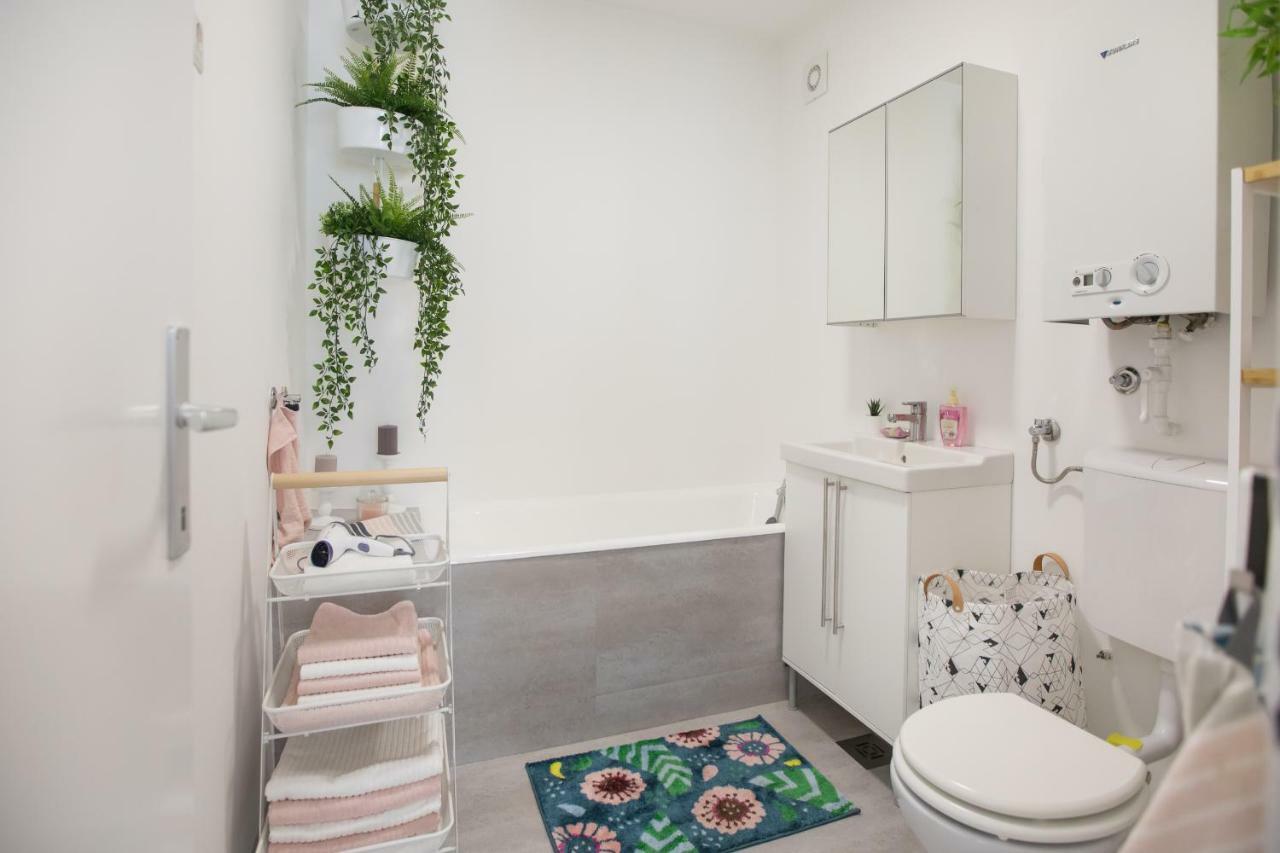 Family Apartment With Garden Ljubljana Extérieur photo